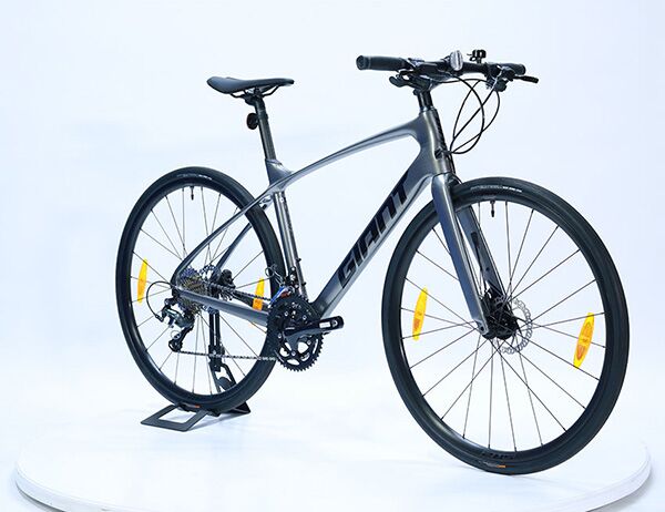 Xe đạp touring Giant FASTROAD ADVANCED 2 2021